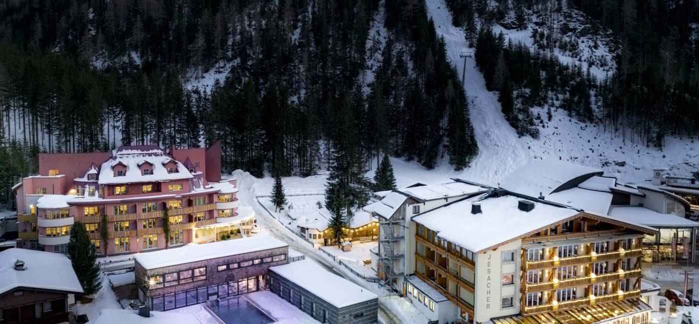 The Jesacherhof: a family hotel in East Tyrol main image